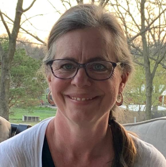 Profile Picture of Dawn Timmerman (@dtimmerman) on Poshmark