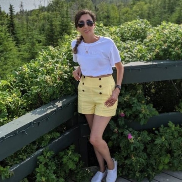Profile Picture of Saeedeh Masoumi (@saeedeh_masoomi) on Poshmark