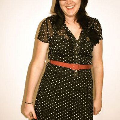 Profile Picture of Paula Stapleton (@paulatjie) on Twitter