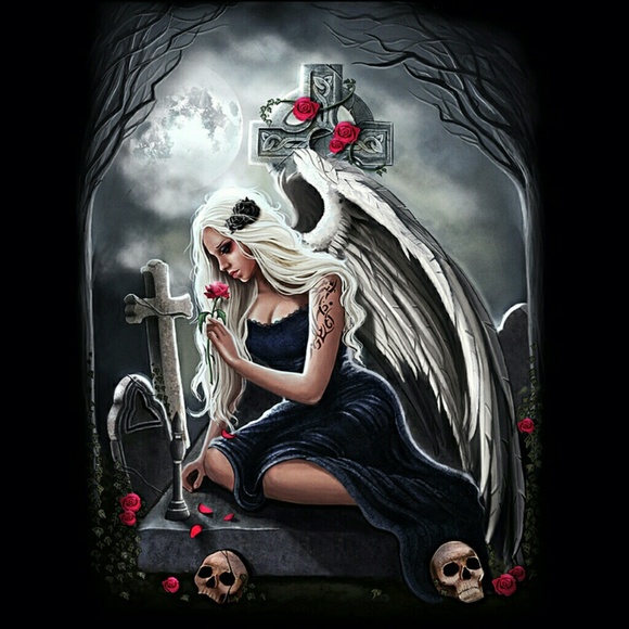 Profile Picture of Tawnia Murphy (@tmurphy36) on Poshmark