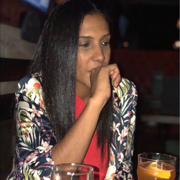 Profile Picture of Bibiana Toribio (@btoribio23) on Poshmark