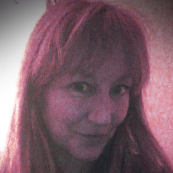 Profile Picture of Katherine Touchstone (@ktdickson) on Poshmark
