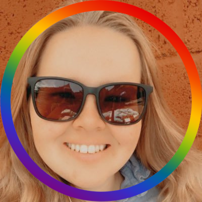 Profile Picture of Daniella Newman (@awaitingupdate) on Twitter