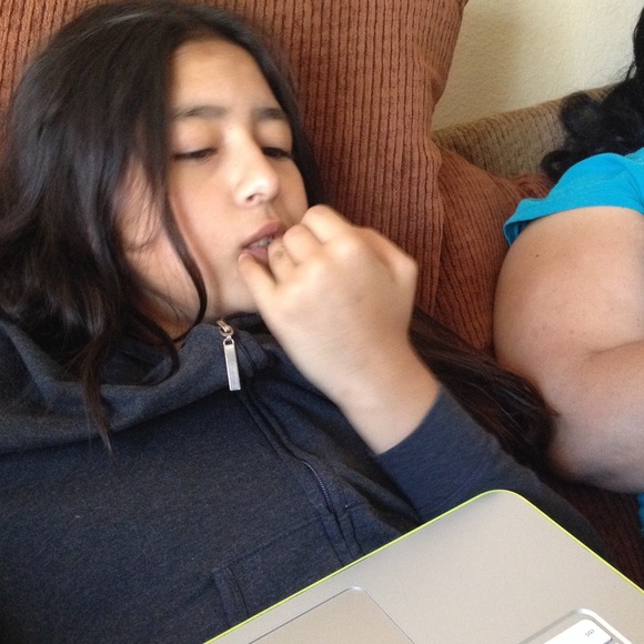 Profile Picture of Cassandra Ramirez (@cassy1015) on Poshmark