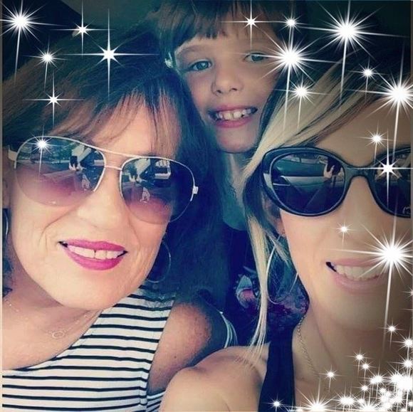 Profile Picture of Karen Umbro (@kruzsox6) on Poshmark