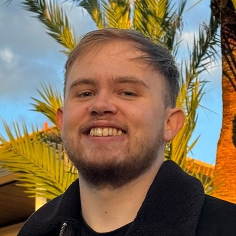 Profile Picture of Charlie Davis (@charliedavisss) on Tiktok