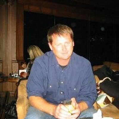 Profile Picture of Alex Muir (@atmuir) on Twitter