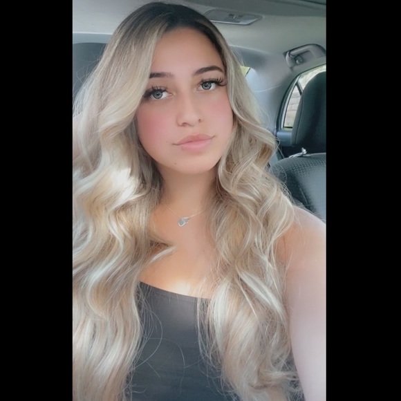 Profile Picture of Brianna Berjaoui (@bberjaoui) on Poshmark