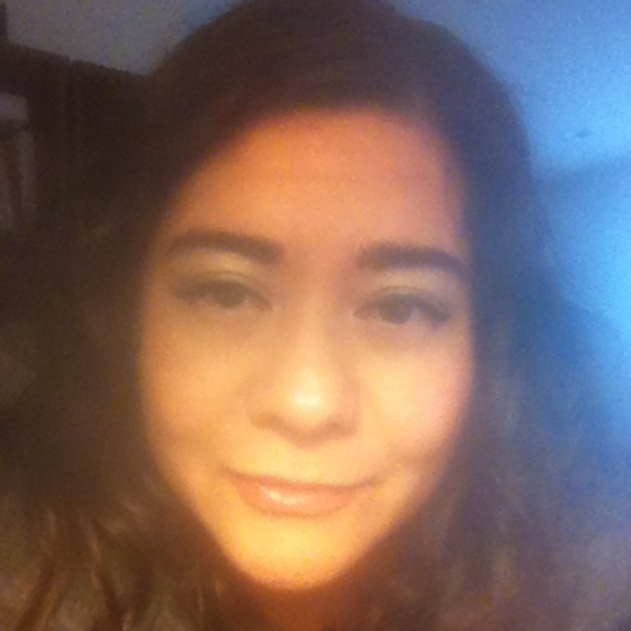 Profile Picture of Anh Dang (@adang0814) on Poshmark