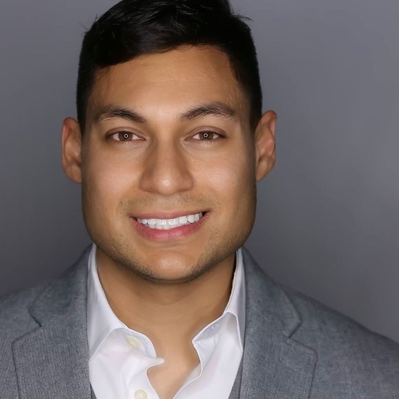 Profile Picture of Johnny Espree (@johnnye9) on Poshmark