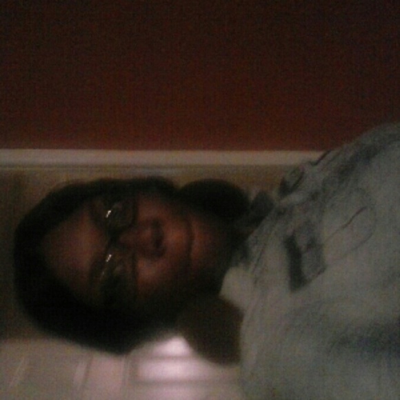 Profile Picture of Mitia Shaw (@gasque) on Poshmark