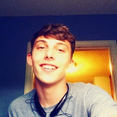 Profile Picture of Donnie Bennett (@DonnieBennett29) on Twitter