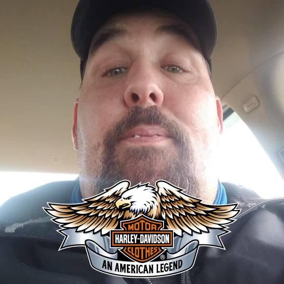 Profile Picture of Mike bushaw Bushaw (@m_bushaw) on Poshmark