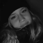 Profile Picture of Sharon Schmölzer (@sharon_schmoelzer) on Instagram