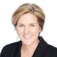 Profile Picture of Alexandra (@AlexandraWrage) on Twitter