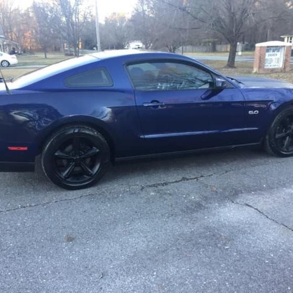 Profile Picture of Tim Cunningham (@timcunningha528) on Poshmark