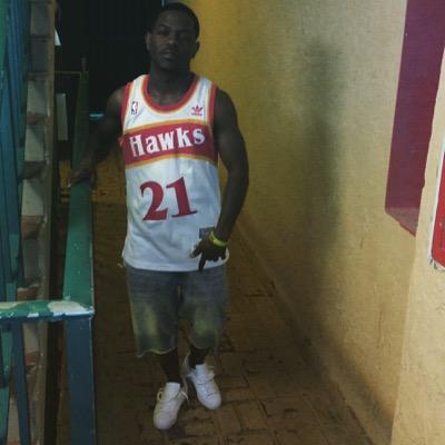 Profile Picture of John Hollis (@__HOLDAYY) on Twitter