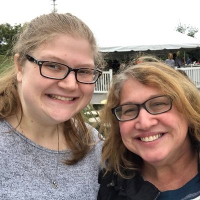 Profile Picture of Lori Baltruchitis (@LoriBalt) on Twitter