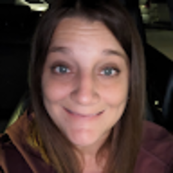 Profile Picture of Christie Capps (@christiecapp209) on Poshmark