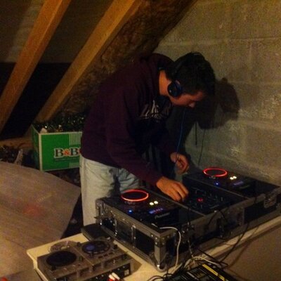 Profile Picture of Keith Mullins (@miece16) on Twitter