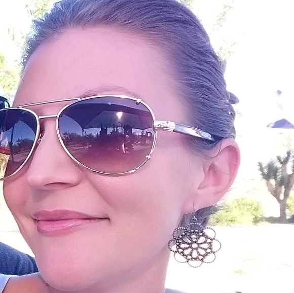Profile Picture of Jami Reid (@jamers0314) on Poshmark