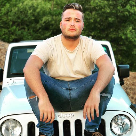 Profile Picture of Jacob Turner (@jacobturner21) on Poshmark