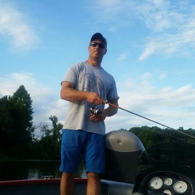 Profile Picture of IronViking (@chafetz00) on Twitter