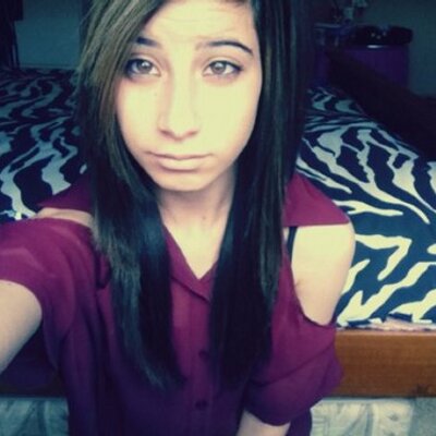 Profile Picture of Stephanie Galea (@stephbieber4) on Twitter