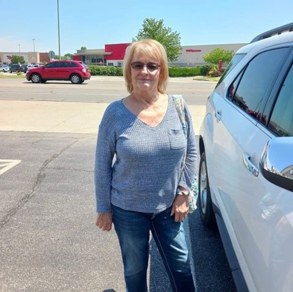 Profile Picture of Sheila Yux (@sheilayux) on Poshmark