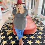 Profile Picture of Lauren Brewer (@laurenworx) on Instagram