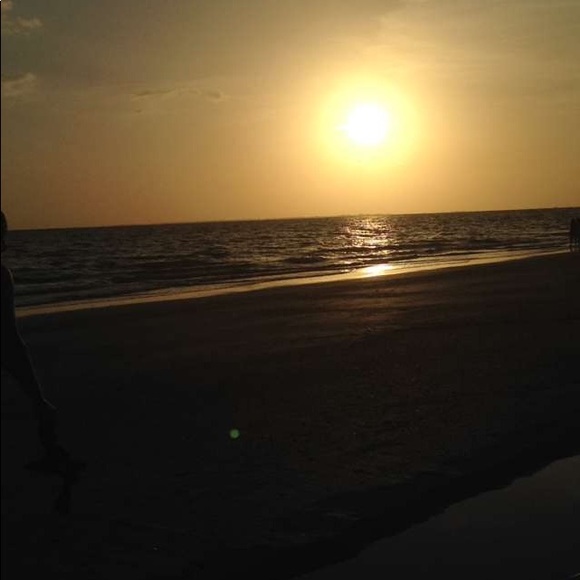 Profile Picture of Shay Neal (@shaylin001) on Poshmark