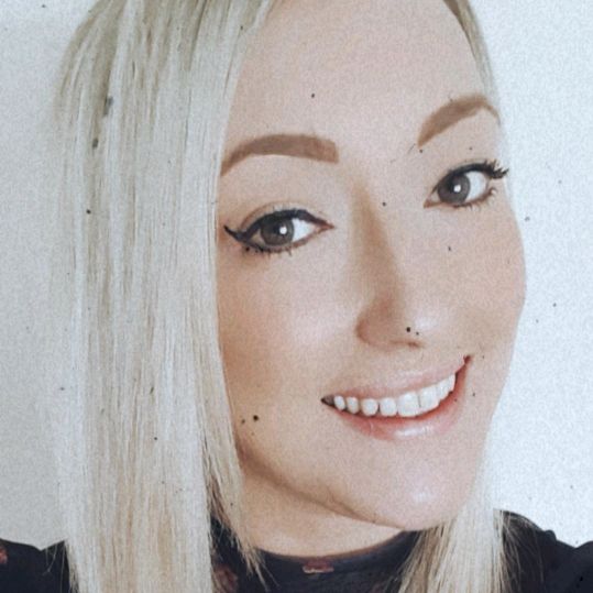 Profile Picture of hollie.lawrence (@hollie.lawrence) on Tiktok