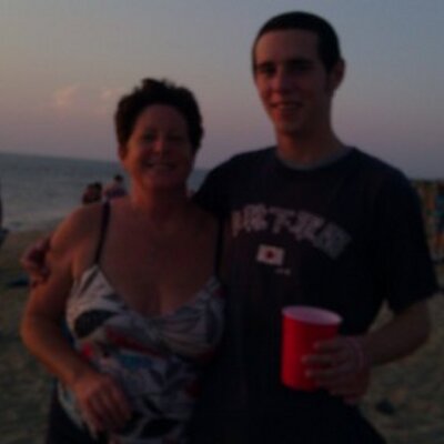 Profile Picture of Noreen Quinn (@noreenpowers) on Twitter