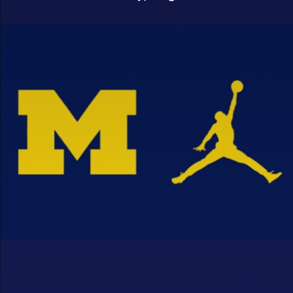 Profile Picture of Kyle Fridd (@fridder93) on Poshmark