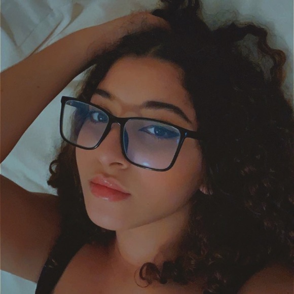 Profile Picture of Mariam Ramadan (@pancakewings) on Poshmark