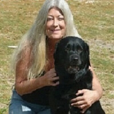 Profile Picture of Denise Blackman (@ThePetSpace) on Twitter