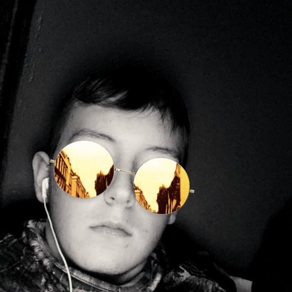 Profile Picture of Chad Henry (@chadhenry614) on Poshmark