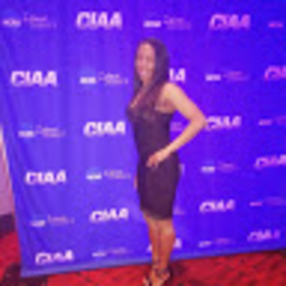 Profile Picture of Doreen Pendleton (@shorty1681) on Poshmark