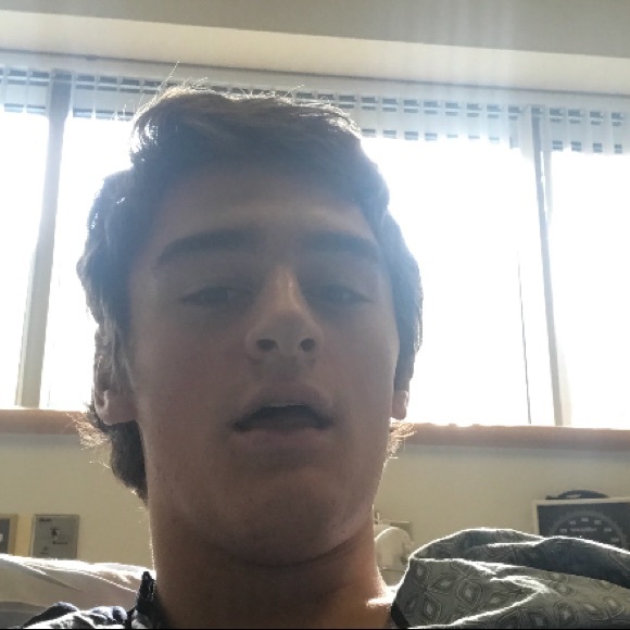 Profile Picture of Jeff Fitzpatrick (@jefffitz) on Poshmark