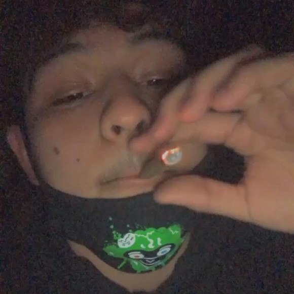 Profile Picture of Jonathan Castro (@jonathancast371) on Poshmark