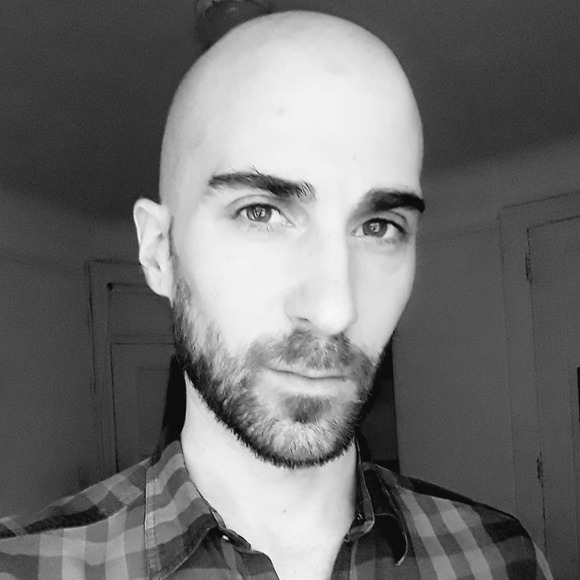 Profile Picture of Daniel Mantelli (@loudmouth71112) on Poshmark