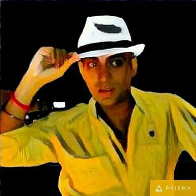 Profile Picture of Shamit Bhardwaj (@Sunny_bohemian) on Twitter