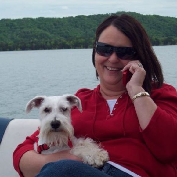 Profile Picture of Beverly Alvis (@bma63) on Poshmark