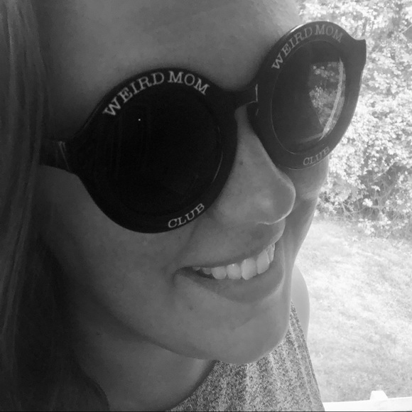 Profile Picture of Amanda Barbee (@amandaebarbee) on Poshmark