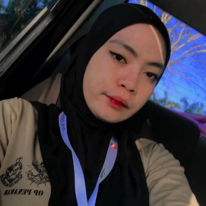 Profile Picture of Mekshira (@marka.perak) on Tiktok