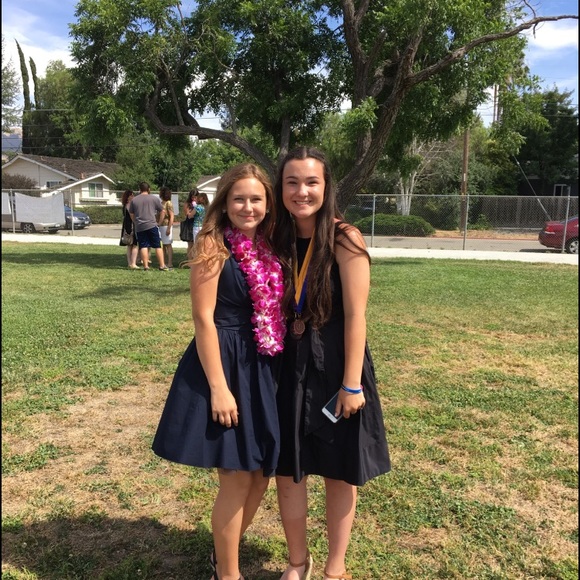 Maddie Malakoff - Poshmark Profile Picture of Maddie Malakoff (@maddie_malakoff) on Poshmark