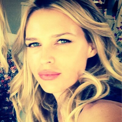 Profile Picture of Sara Foster (@saramfoster) on Twitter