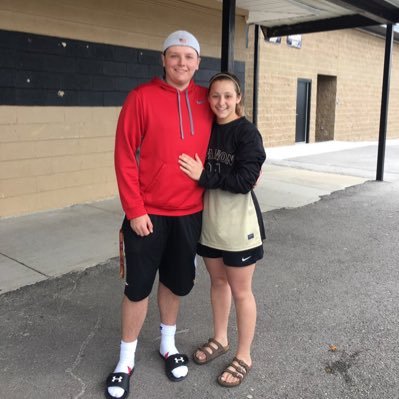 Profile Picture of Tyler Ivey (@tivey6) on Twitter