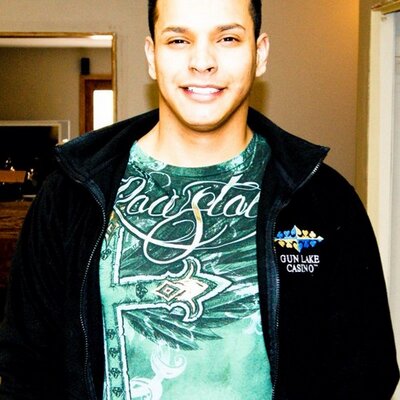 Profile Picture of Jessie Castañeda (@clearsurf20) on Twitter