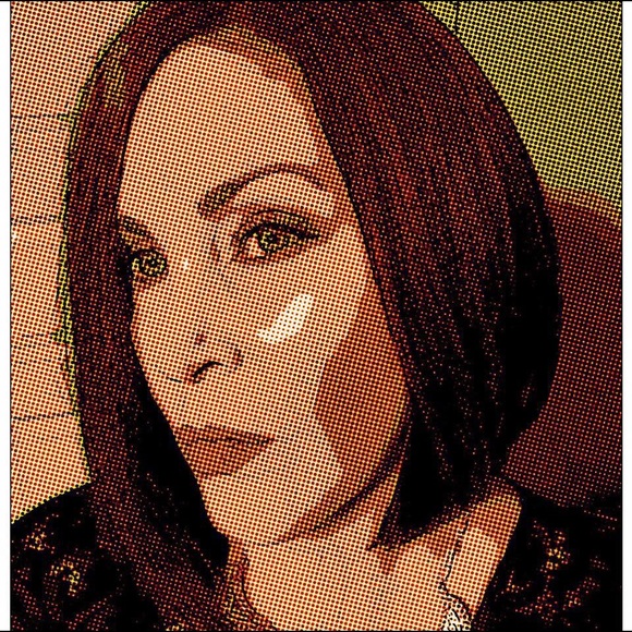 Profile Picture of Cristina Zatek (@lztr5d) on Poshmark